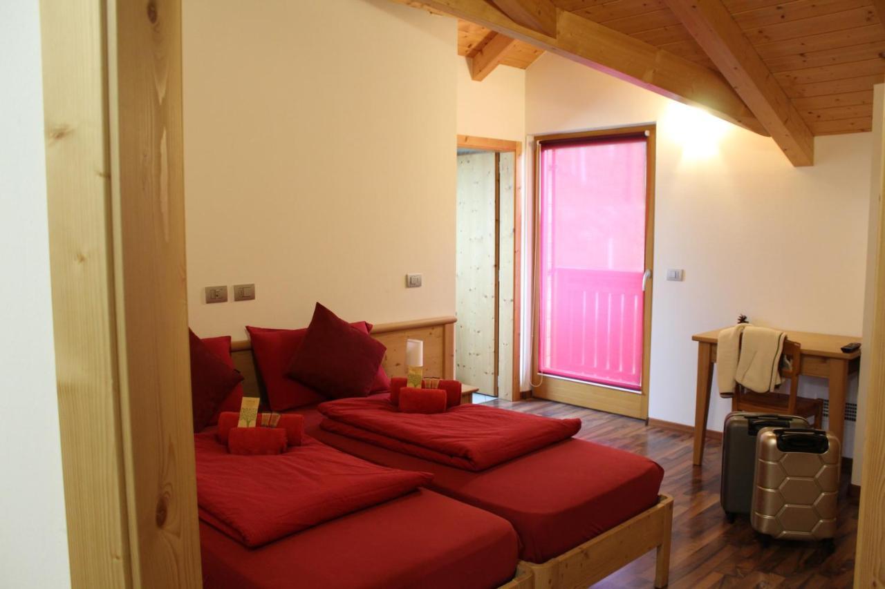 Agritur Fiore フォンド エクステリア 写真